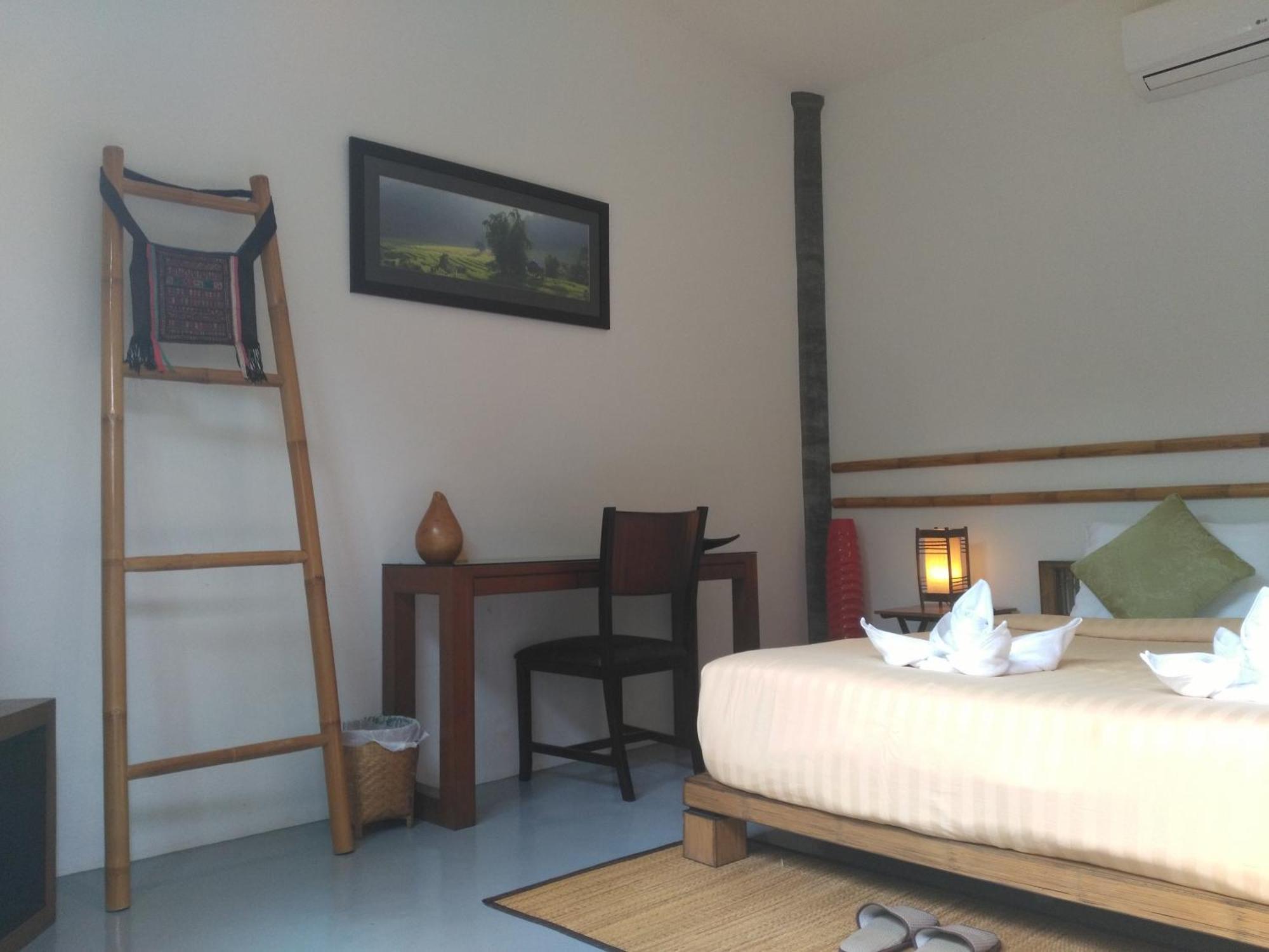 Bambuh Boutique Homestay Чианграй Номер фото