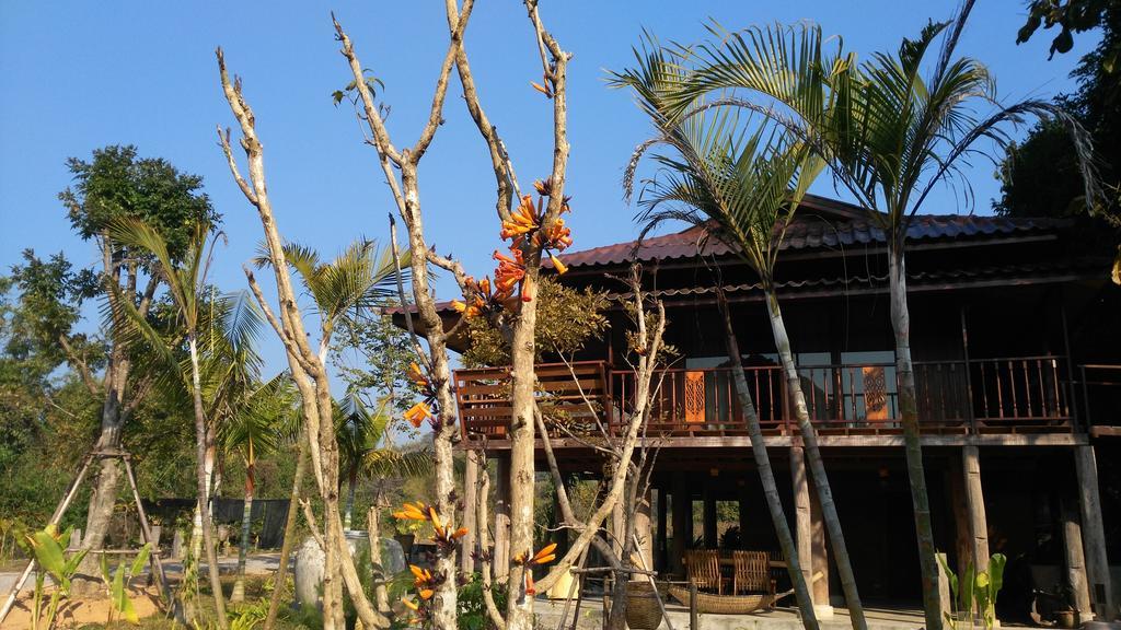 Bambuh Boutique Homestay Чианграй Экстерьер фото