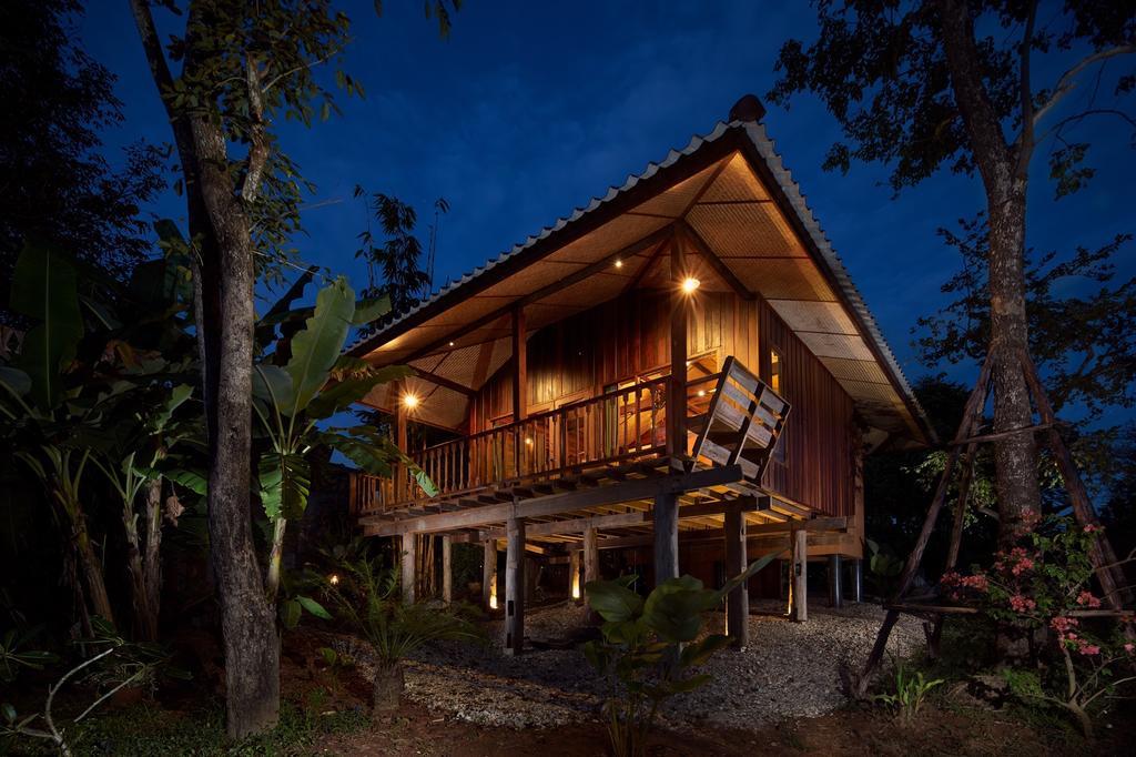 Bambuh Boutique Homestay Чианграй Экстерьер фото