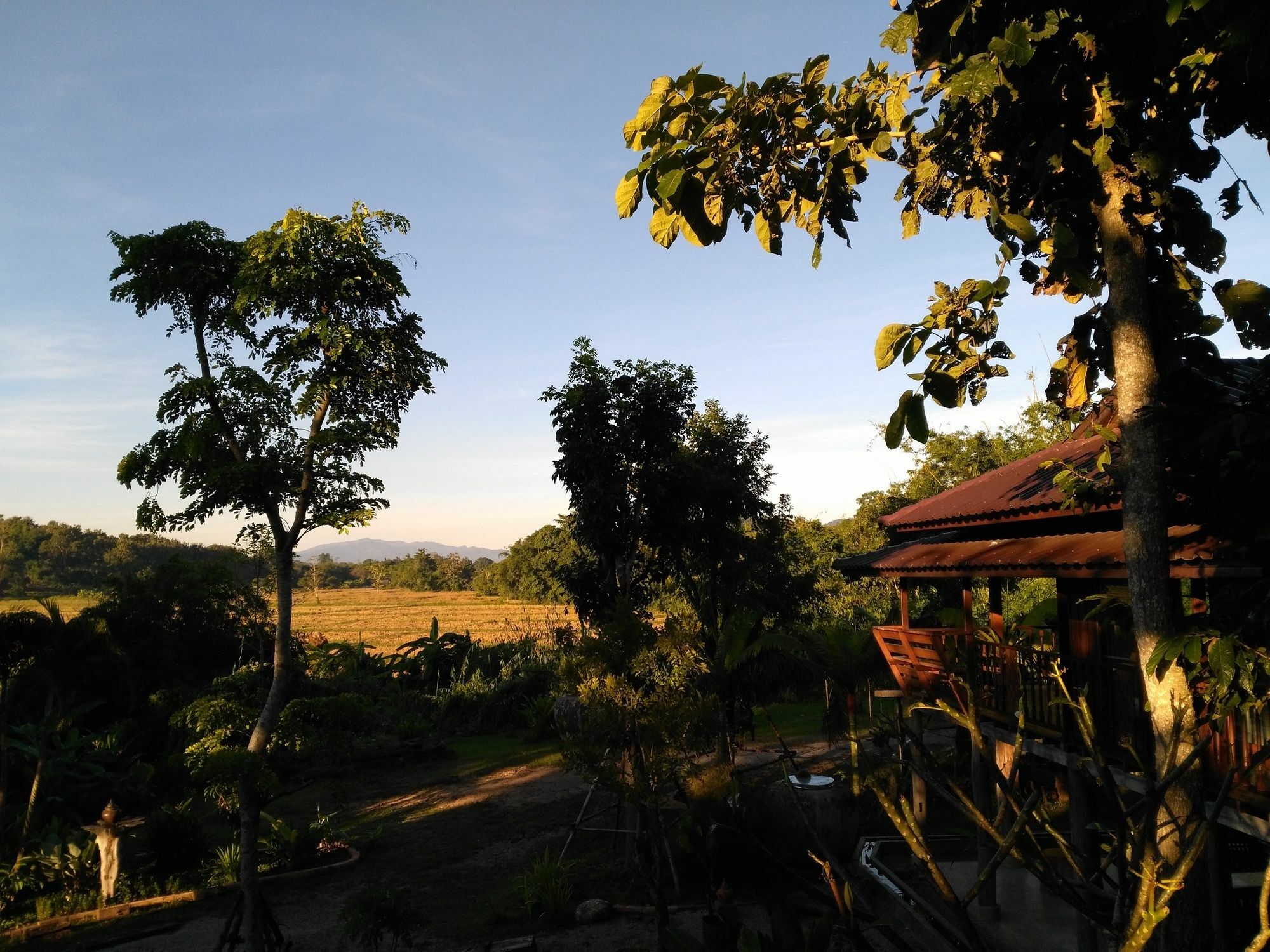 Bambuh Boutique Homestay Чианграй Экстерьер фото